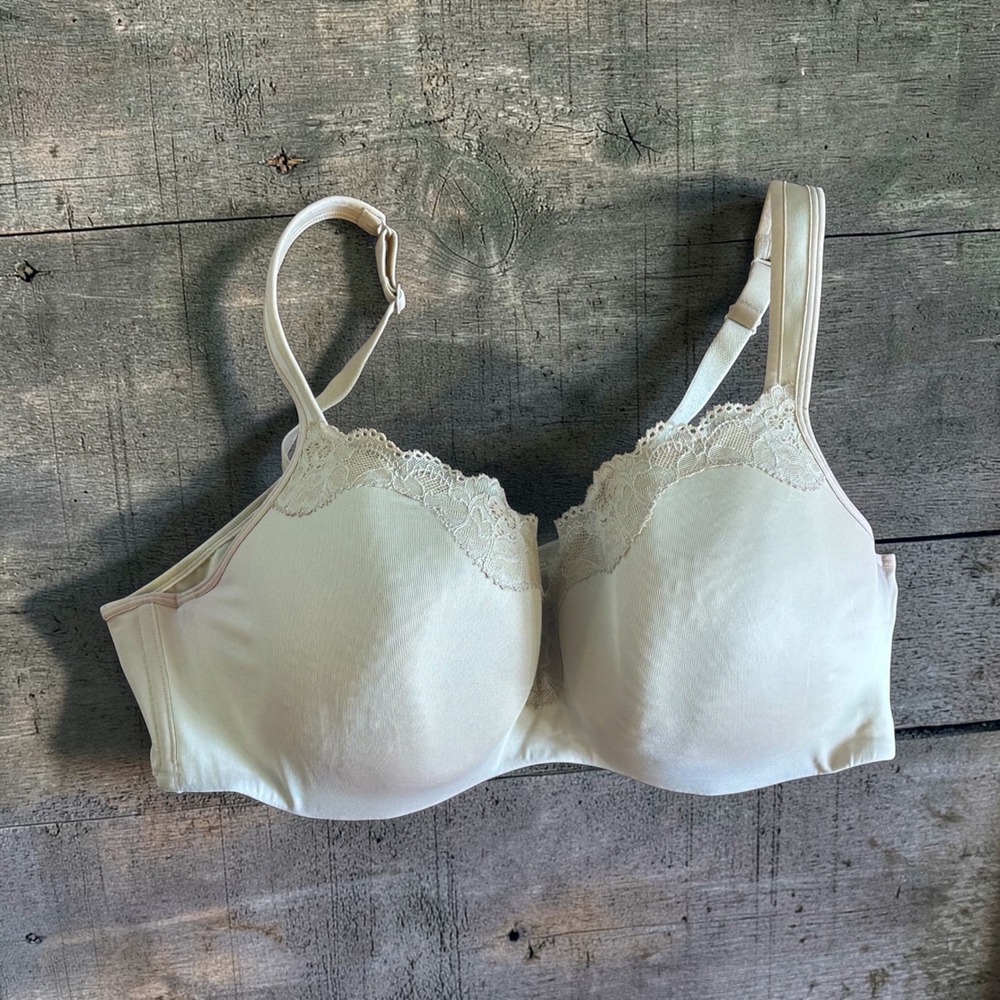 Cacique Lace‎ Trim Full Coverage T-Shirt Bra Beige Nude Plus Sz 42D